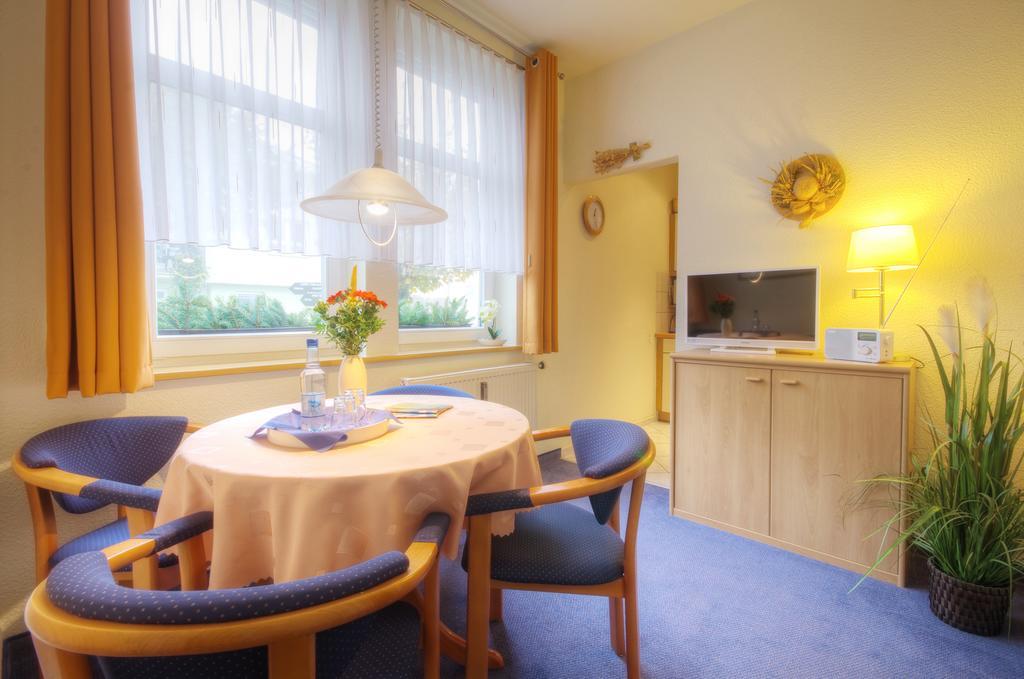Appartement Haus Sonnenruh à Oberhof  Extérieur photo