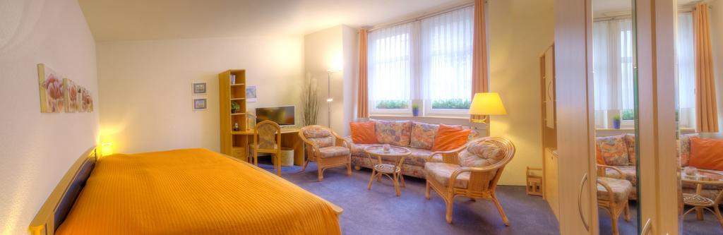 Appartement Haus Sonnenruh à Oberhof  Extérieur photo