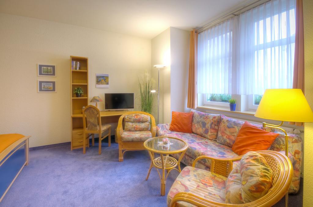 Appartement Haus Sonnenruh à Oberhof  Extérieur photo