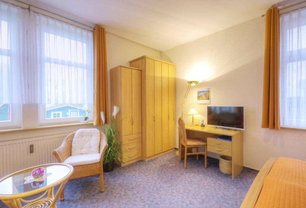 Appartement Haus Sonnenruh à Oberhof  Extérieur photo